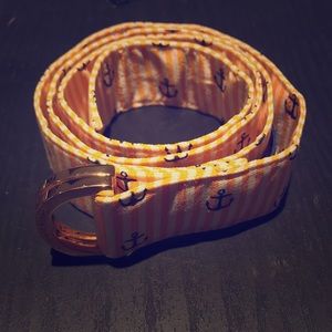 Vineyard Vines D ring belt size small